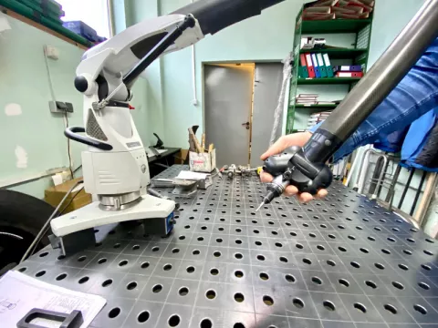 Präzise Messungen mit dem Messarm ROMER ABSOLUTE ARM RA-7325