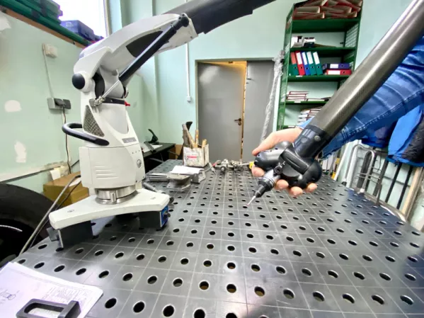 Präzise Messungen mit dem Messarm ROMER ABSOLUTE ARM RA-7325